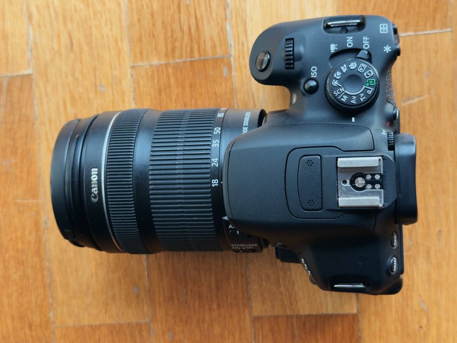 Canon EOS 700D + Objetiva Canon EF-S 18-135mm IS STM