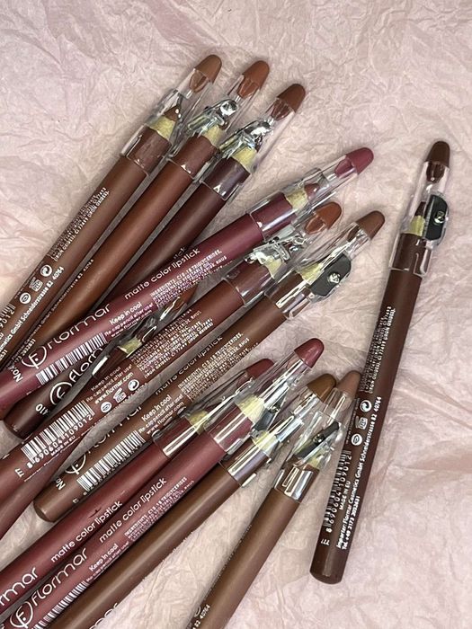 Легендарні матові олівці, для ваших красивих губ