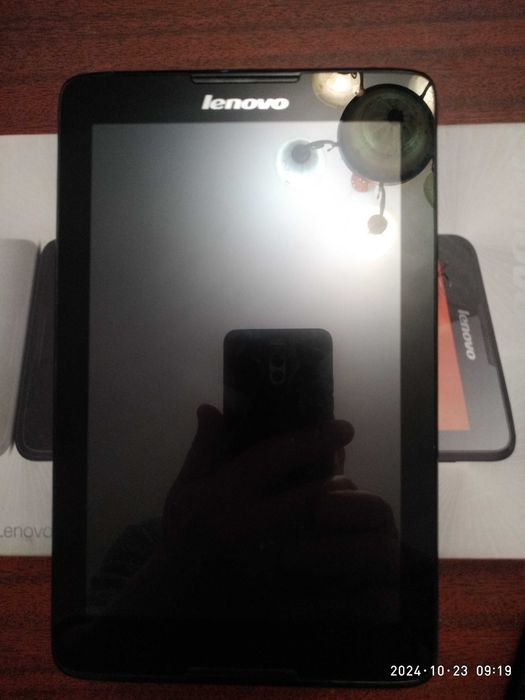 Продам напівробочий  планшет LENOVO A5500