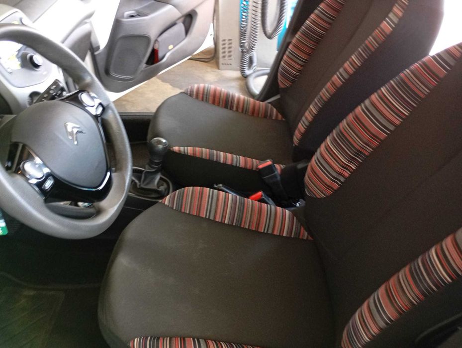 Vendo Citroen C1 de 2016 com apenas 51000km como novo exxterior e interior assim como motor impecavel