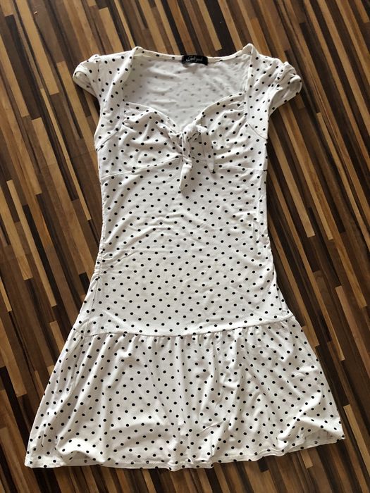 Sukienka rozmiar 36