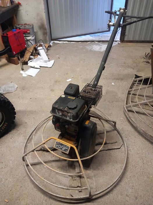 Zacieraczka do betonu Lumag BT-900