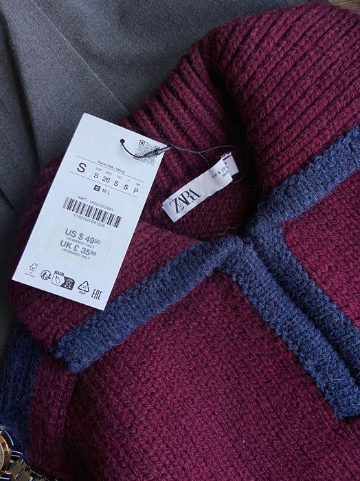 ZARA новий светр поло