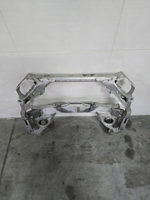 Передня балка BMW E81/E87 2006-2013