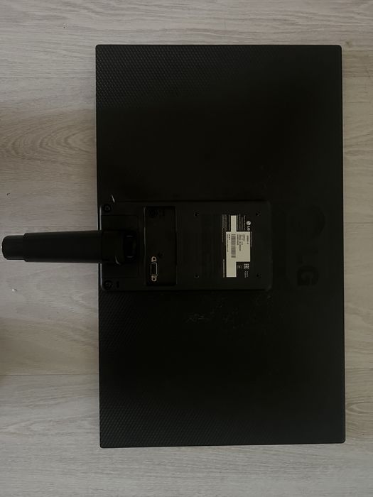 Компʼютерний монітор LG 22m35 (21,5”)