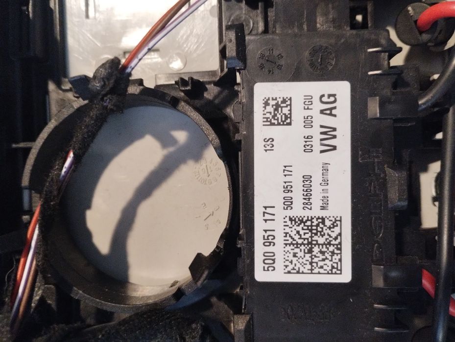 Lampka podsufitki skoda octavia III 5q0.951.171