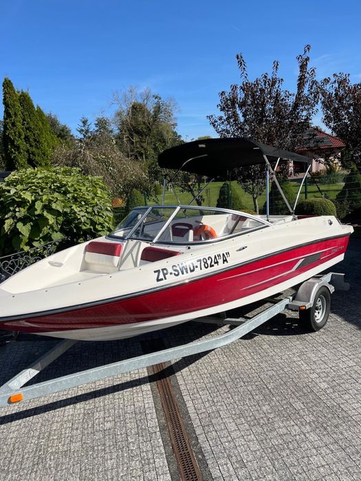 Łódź motorowa; motorówka Bayliner 2013 r.