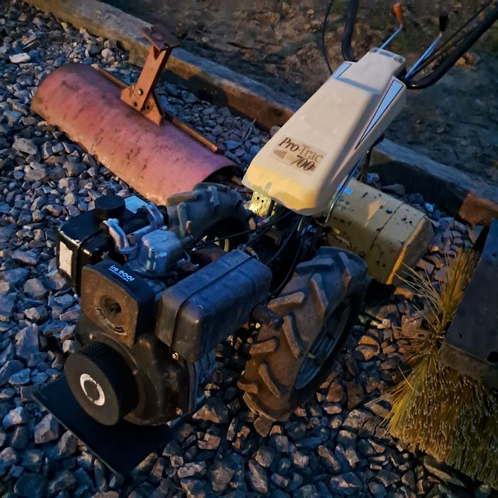 Traktorek jednoosiowy z osprzętem diesel pro trac Texas