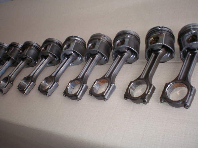 tłok tłoki korbowód 2,2 dci renault master