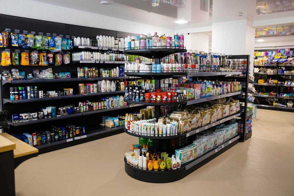 Гранти на торгове обладнання (стелажі, холодильники, прикаси та ін.)