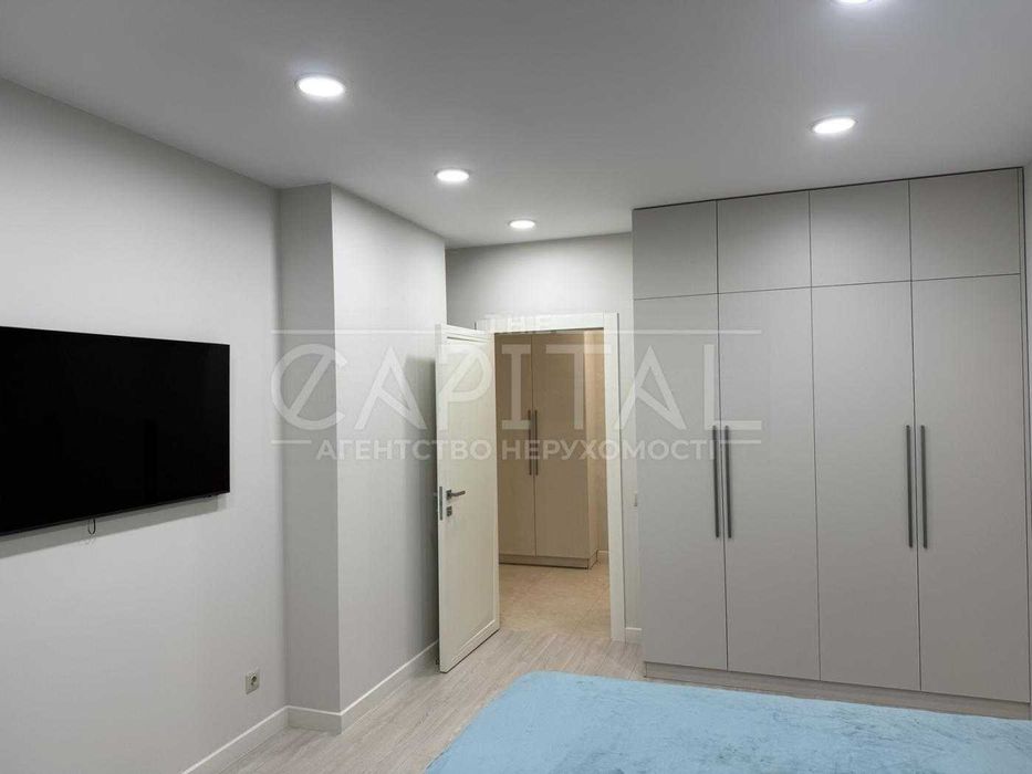 Оренда сучасної 2-кім квартири 80м2 Голосіївська White line