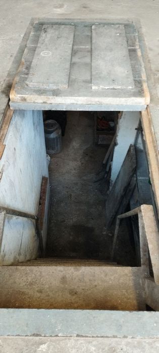 Продам гараж ( офис)