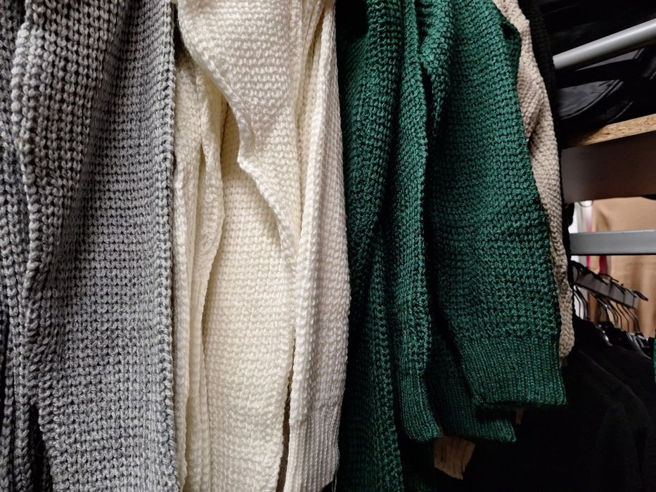 Sweter damski acryl