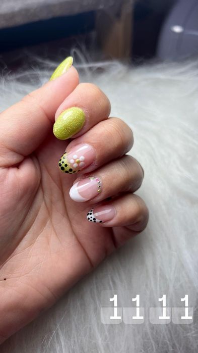 Unhas de gel  e verniz gel