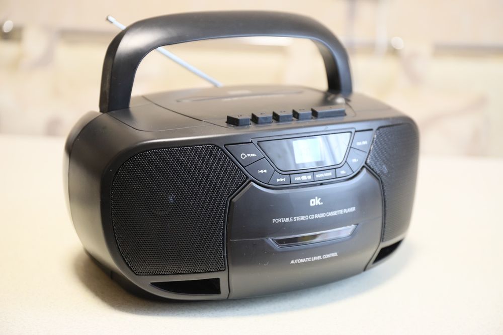 OK .  USB /tape /mp3/cd /FM radio