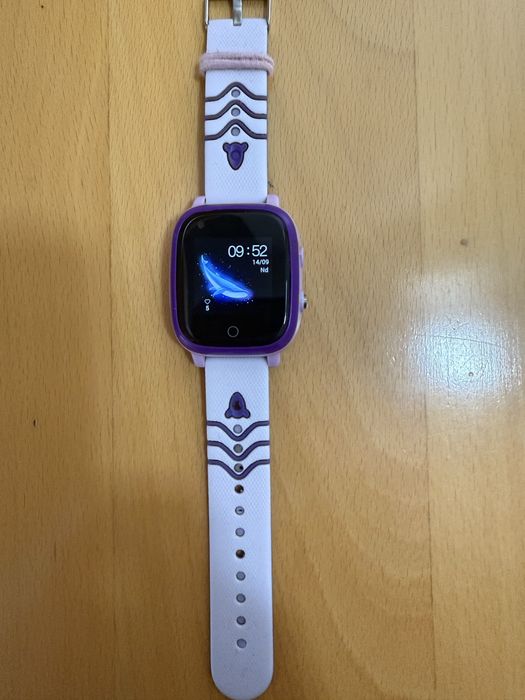 Inteligentny zegarek z smartwatch dziecko, senior, stanu zdrowia