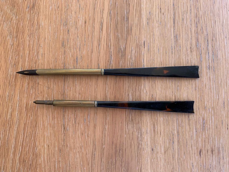Caneta aparo + lapiseira antiga