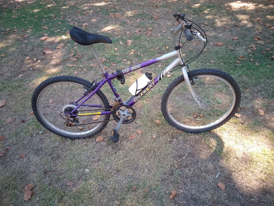 Vendo um pack de bicicleta MTB 600 + Hoverboard + PlayStation 4 Slim