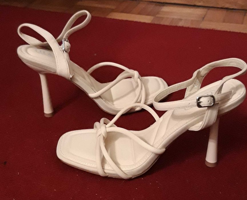 SANDÁLIAS novas elegantes