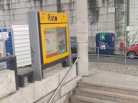 Apartamento T1 perto metro Rato