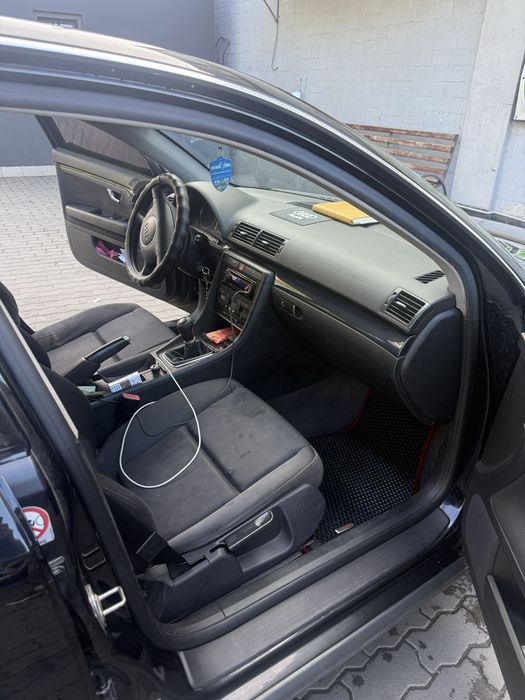 Audi A4 B6 1.6 бензин