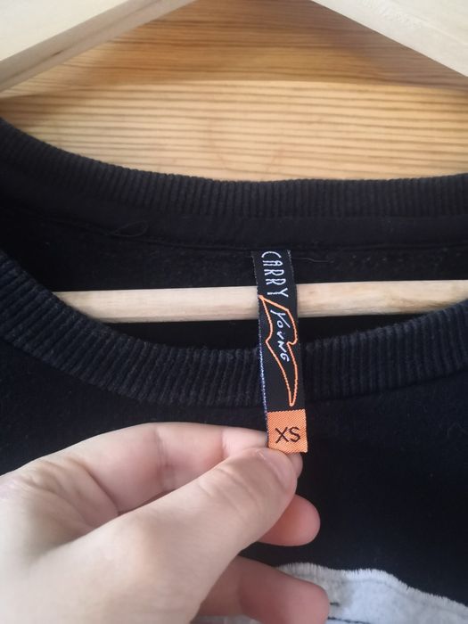 Czarna bluza z tygrysem (Carry, XS)