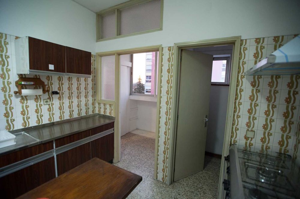 Quarto com  wc privativo e wc partilhado