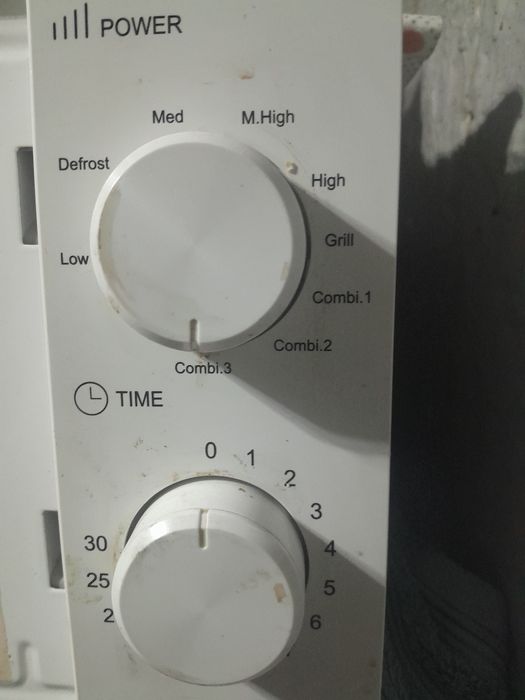 Microndas KUNFT c/ grill estado novo 20€