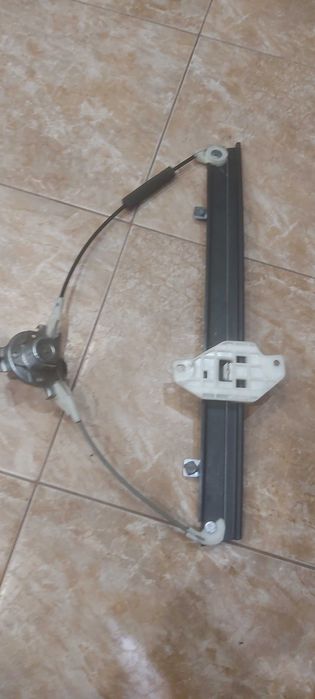 Стеклоподемник  на Ланос