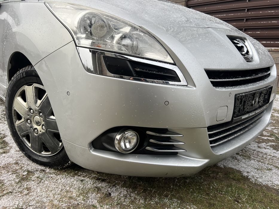 Передній бампер Peugeot 3008 5008 Бампер Пежо 3008 5008