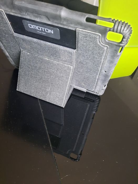 Ipad 8" magnetic inteligent case witn Bluetooth keyboard