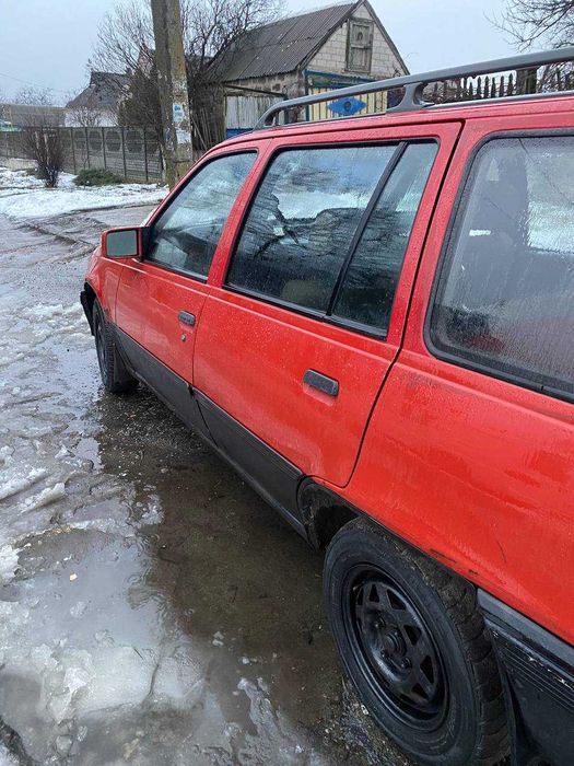 Opel Kadett универсал