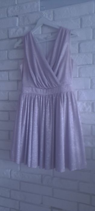 Elegancka liliowa / brokatowa sukienka