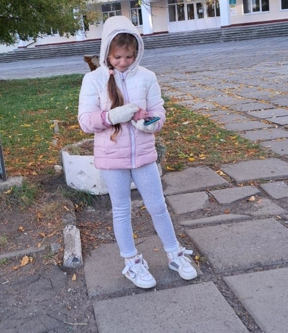 Куртка дитяча для дівчинки весняна