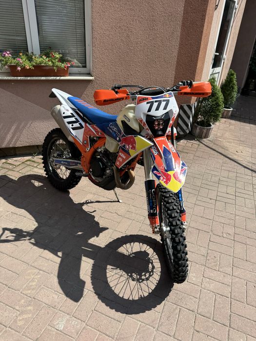 Продам KTM exc f 500  six days