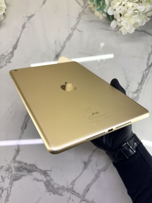 Чудовий iPad 5 128GB Gold 88%АКБ Wi-Fi (Магазин Гарантія)