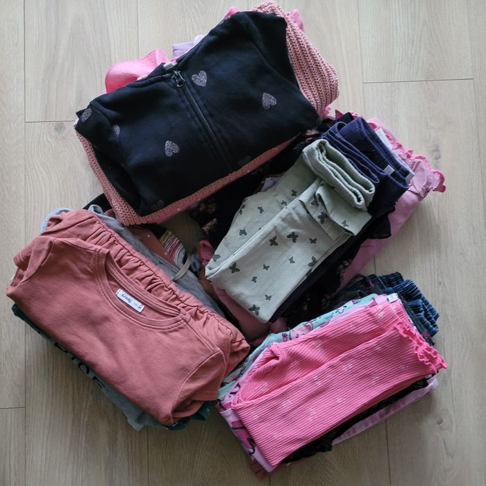 Ogromną paka ciuszki dziewczynka r. 110