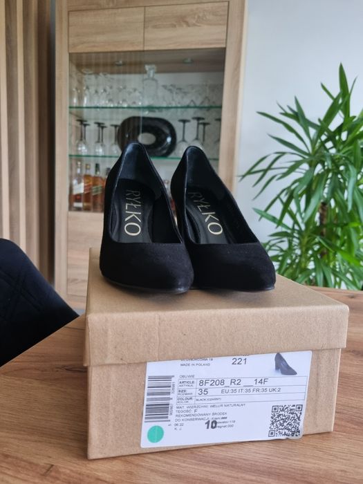 Buty damskie Ryłko,czarne,welur rozm.35-stan idealny