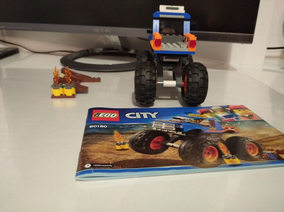 Klocki LEGO City 60180 Monster Truck