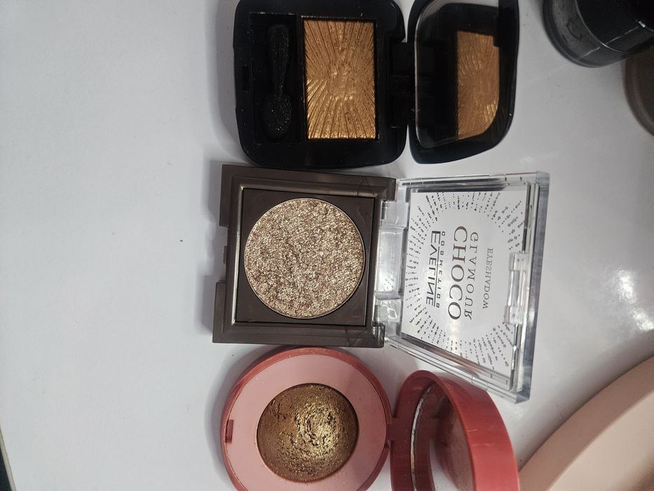 Sisley/PUPA/Eveline/zestaw cieni do powiek/3 sztuki