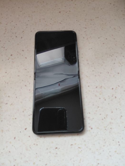 Telefon Motorola razu 40 ultra