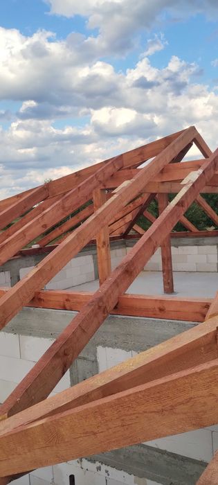 DACHY. Dekarz. Usługi ciesielsko-dekarskie