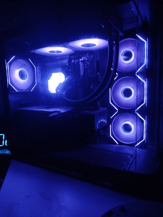RTX 5070 | Мощный игровой ПК на Ryzen 5 7600X