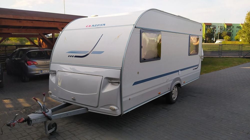 Adria 462  solar przedsionek zarejestrowana tv wc prysznic
