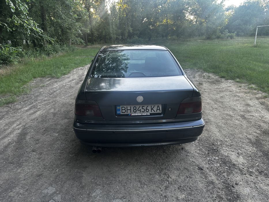 BMW E39 5 Series