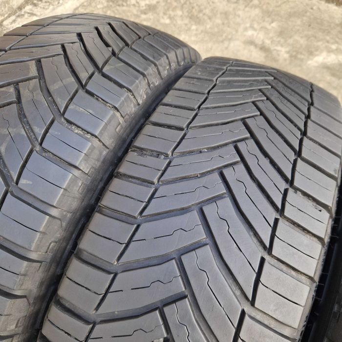 Всесезонні шини, резина 225 75 R16c Michelin (Мішелін) 4шт.