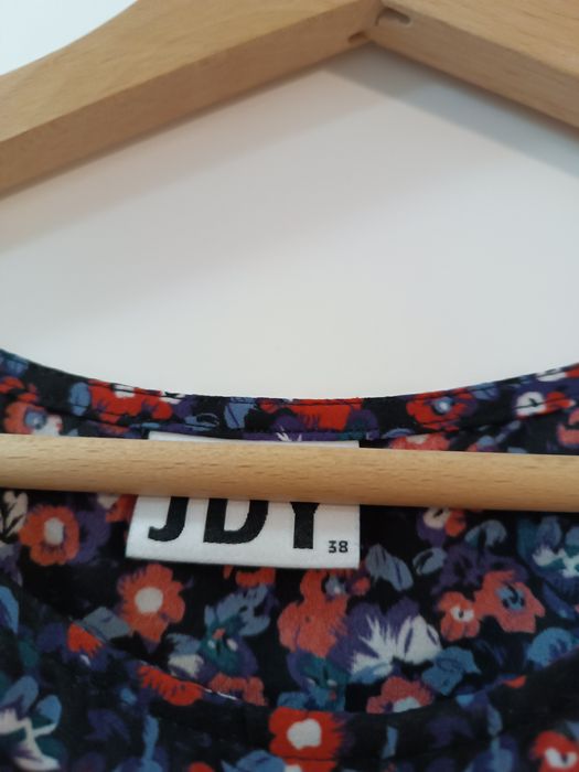 Bluzka granatowa w kwiaty rękaw 3/4