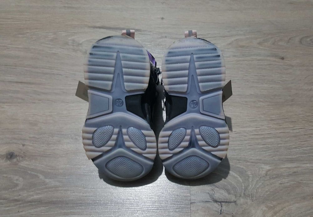 кроссовки детские