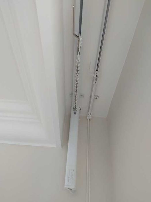 Электрический карниз для штор с мотором и пультом 6700грн за 3м