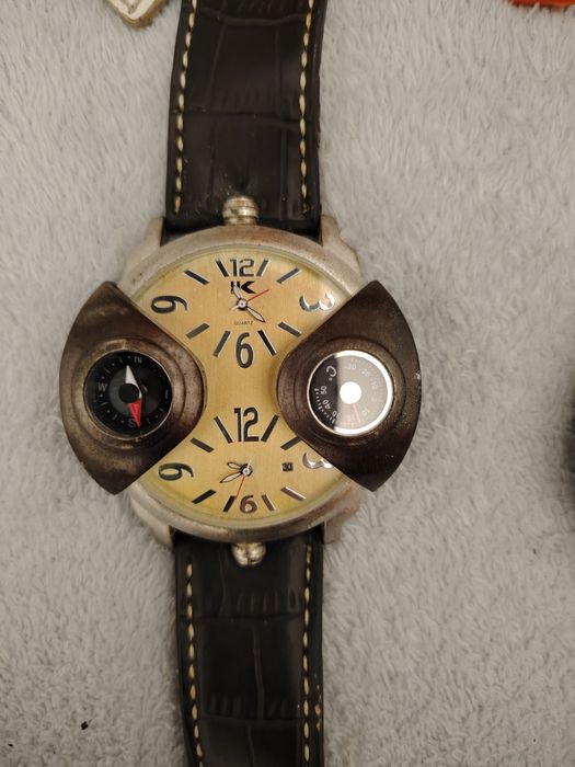 Lote 15 relógios, leia o anúncio todo.